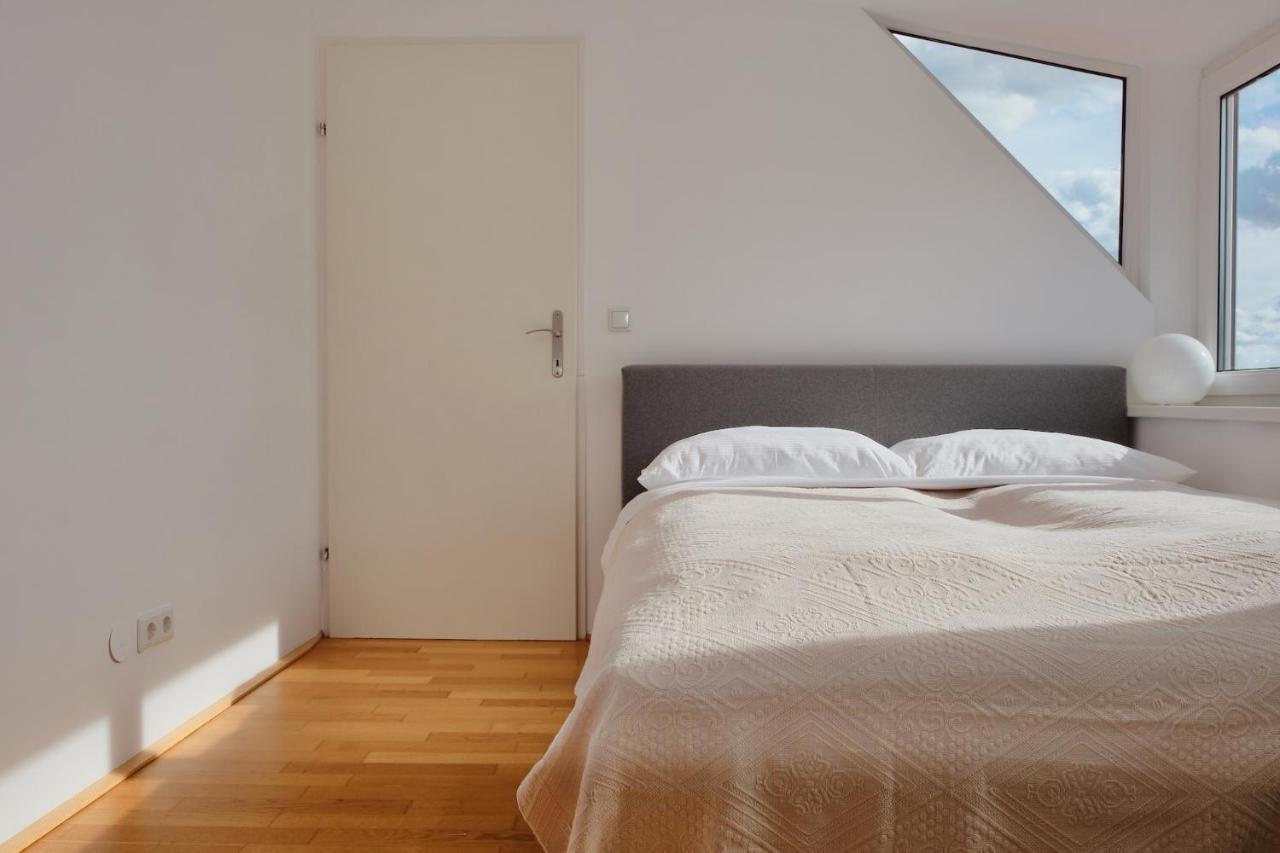Triple A Apartments Wina Bagian luar foto