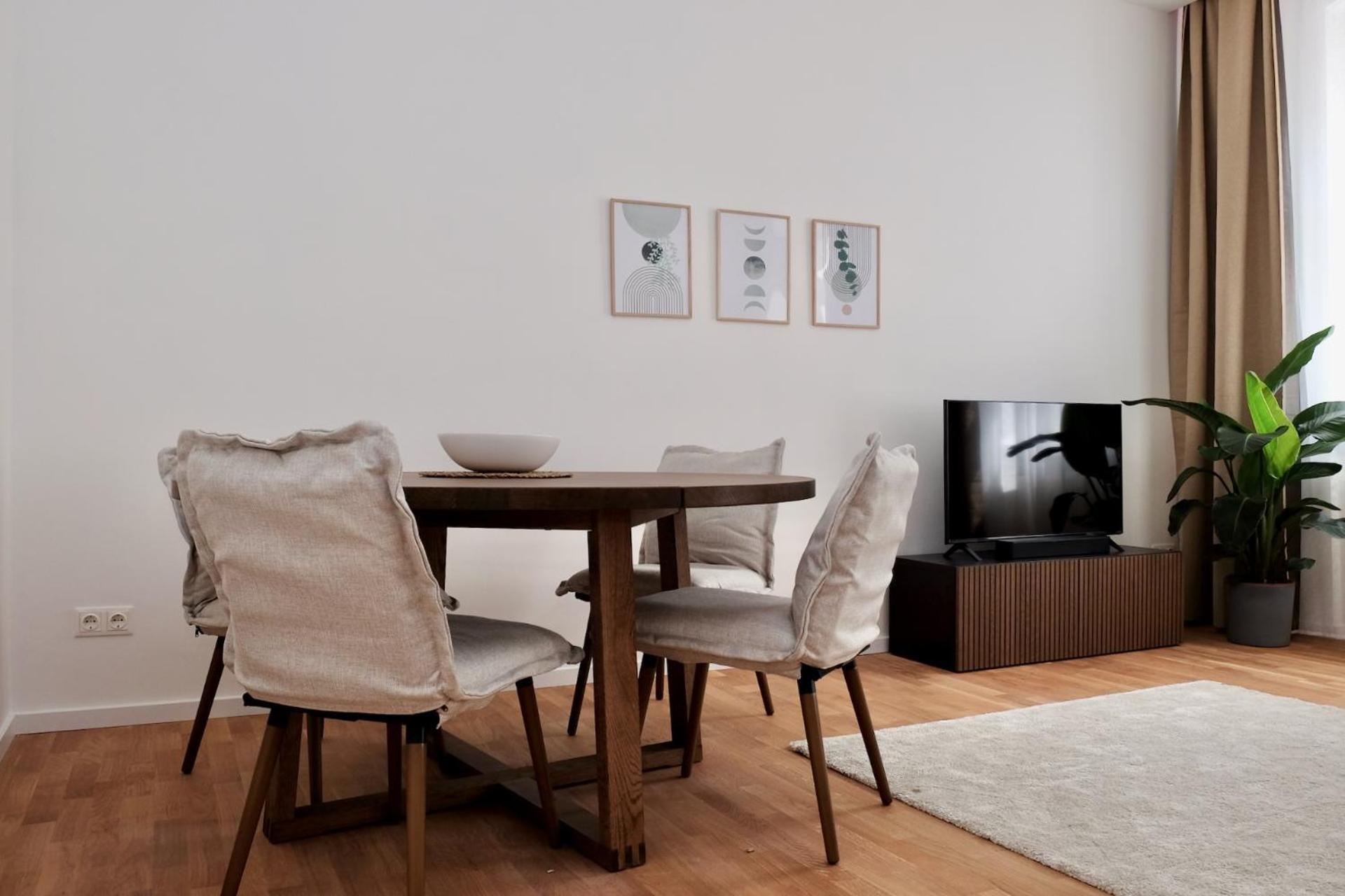 Triple A Apartments Wina Bagian luar foto