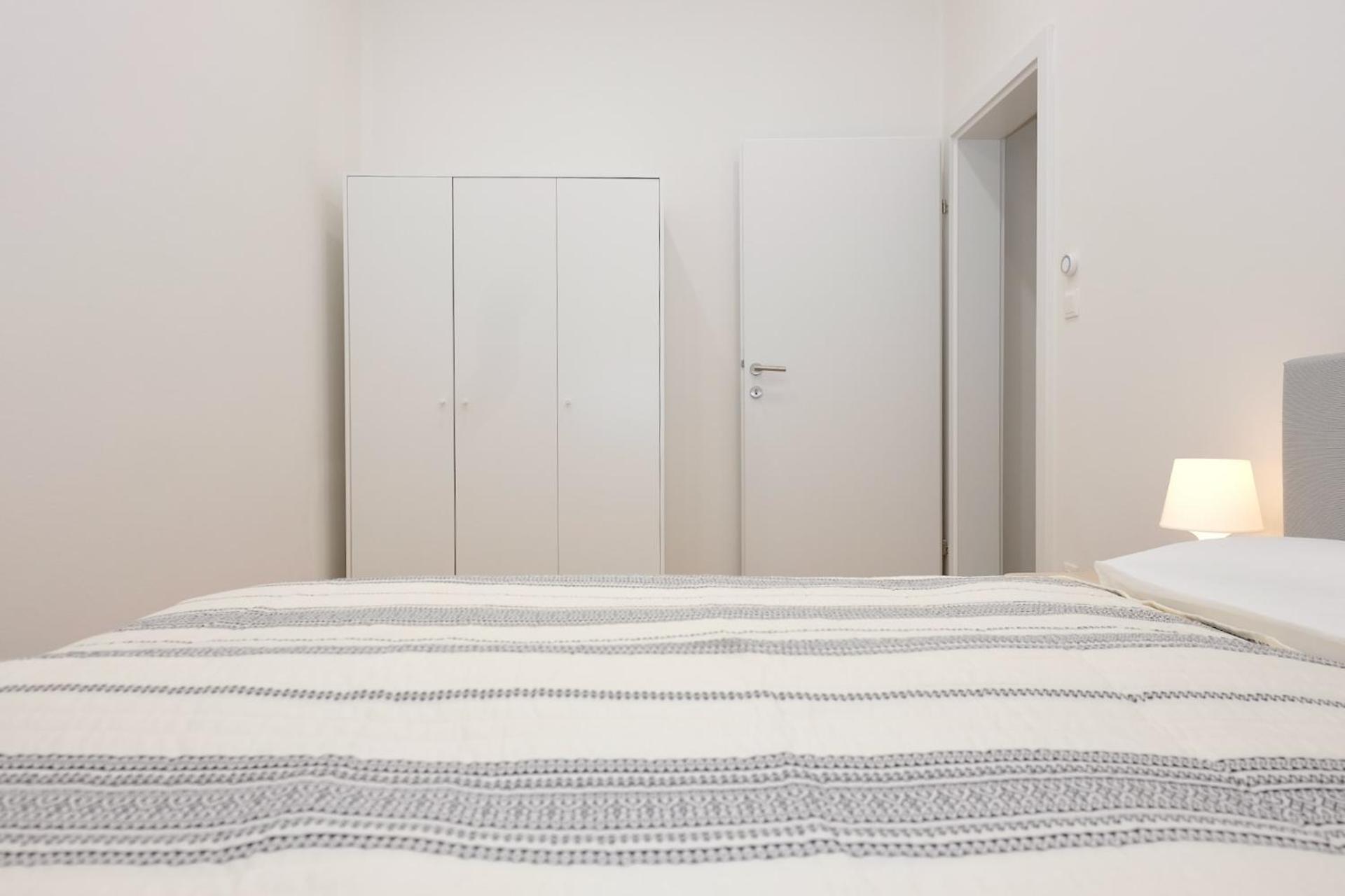Triple A Apartments Wina Bagian luar foto